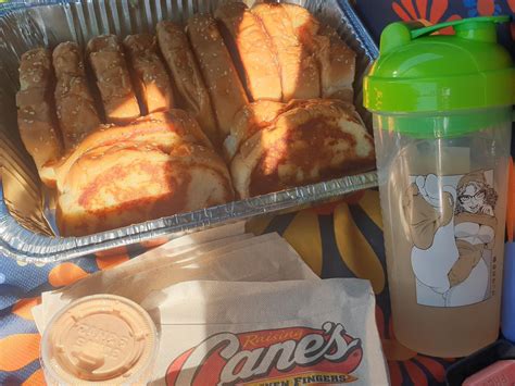 If your Cane's order doesn't look like this, you're doing it wrong : r/PaymoneyWubby