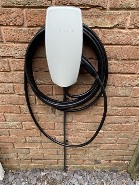 Tesla Wall Connector - EV Charger Installation | Elecology