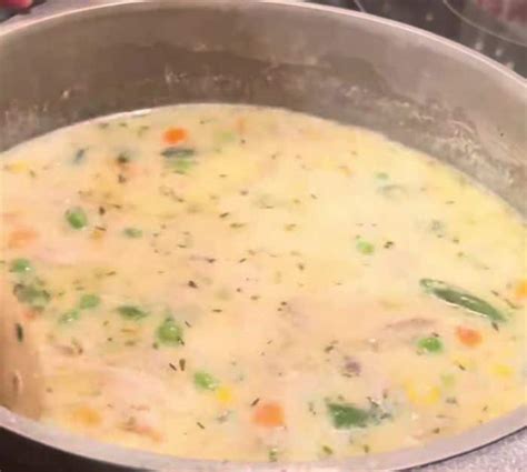 Easy-to-Make Creamy Chicken Pot Pie Soup - DIY Joy