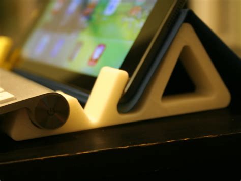 iPad Keyboard Stand - DownloadFree3D.com