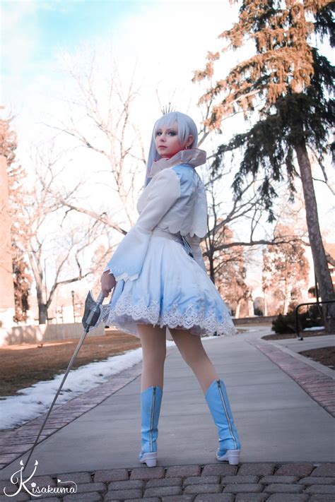 RWBY Weiss Cosplay by Kisakuma Cosplay [self] : r/cosplaygirls