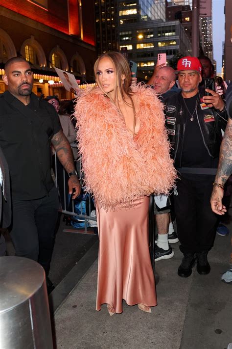 Jennifer Lopez Nip Slip Braless Ring Them Bells Nyc - Hot Celebs Home