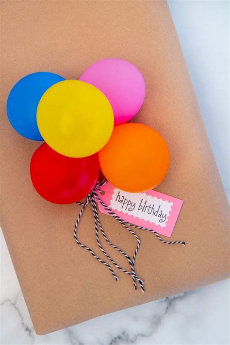 Cute Birthday Gift Wrap Ideas with Kraft Paper
