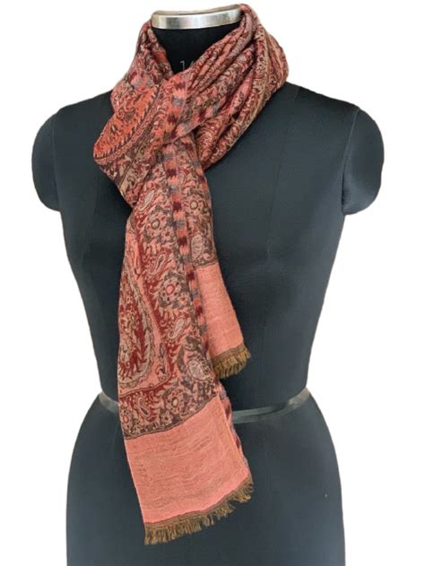 Buy Pashminas Online in India | Buy Pashmina in India | Ganesh Emporium
