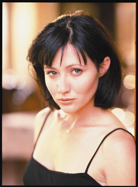 Shannen Doherty as Prue Halliwell (Season 1 of "Charmed") | Shannen ...