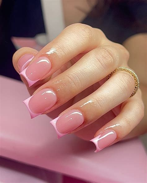 25 Baby Pink Nail Ideas to Save for Your Next Set – CreativeBooster