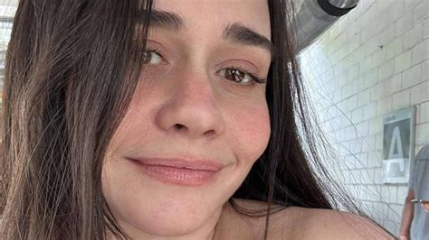 Alessandra Marques Dando O Cuzinho - Alessandra Negrini ostenta curvas ao deixar barriga à mostra: 'Linda'