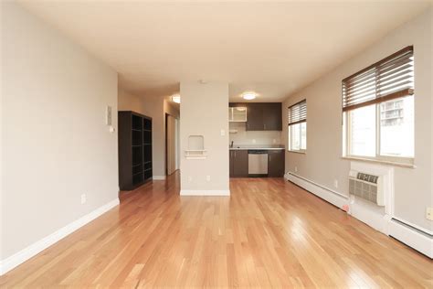 WestEnd - Cornerstone Apartments