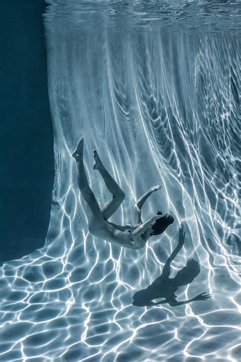 Alex Sher - Wavering - underwater nude b&w photograph - archival