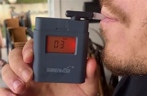Quanto Tempo O Alcool Sai Do Corpo Bafometro - Bafômetro caseiro é confiável para detectar álcool no corpo?