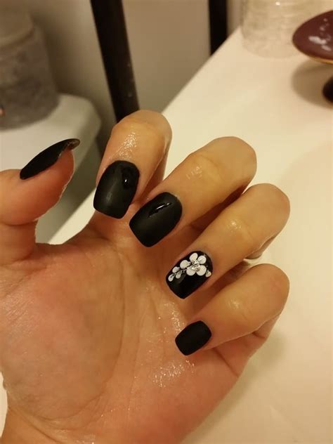 Ring Finger Nail Designs