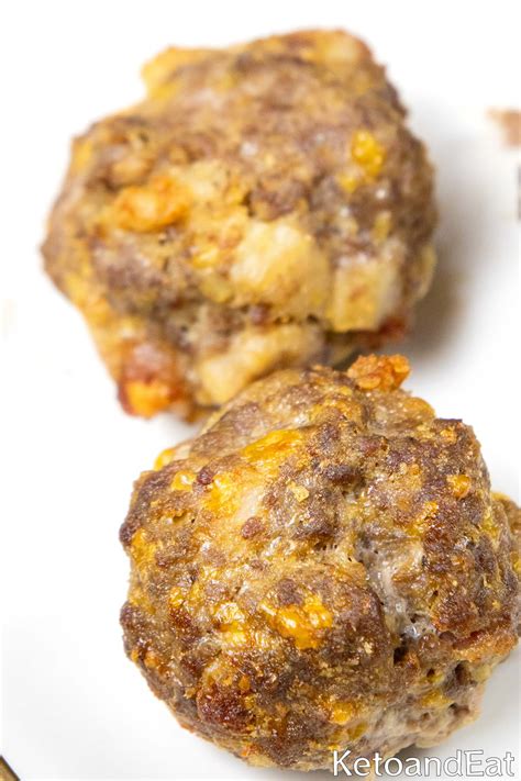 Carnivore Meatballs: Easy Recipe - Zero Carbs | KetoAndEat