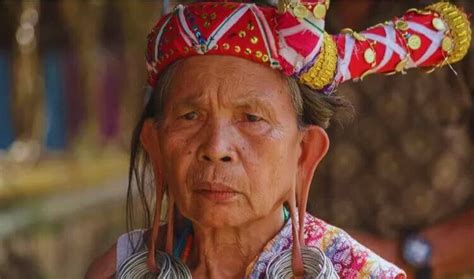 mengenal suku dayak asal usul hingga kepercayaan