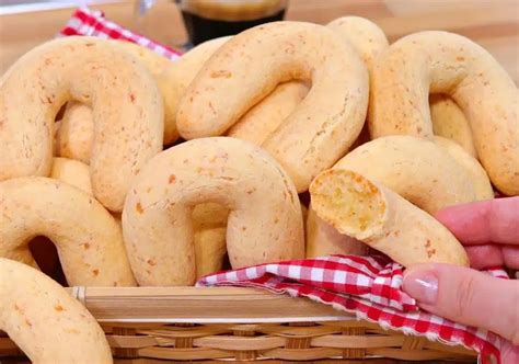 Biscoito De Polvilho E Queijo - Biscoito de polvilho com queijo crocante, perfeito para o café da tarde ...