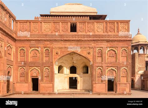 Palace inside Agra Fort, Agra, Uttar Pradesh, India Stock Photo - Alamy