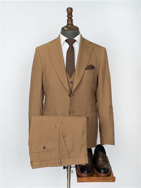 Додж 6 Светло-бежевый — Жми! — SuitExpert - Мужские костюмы и пальто