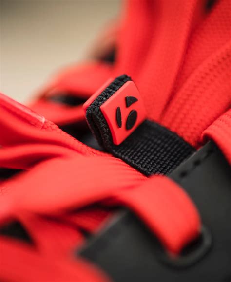 Materials Used in Road Bike Shoes: A Comprehensive Guide - Cyclists