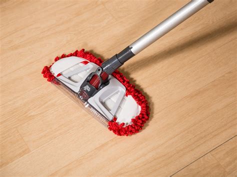 Vacuum features that make cleaning your floors easier - CNET