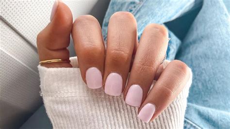 39 Dip Powder Nail Designs To Inspire Your Next Manicure
