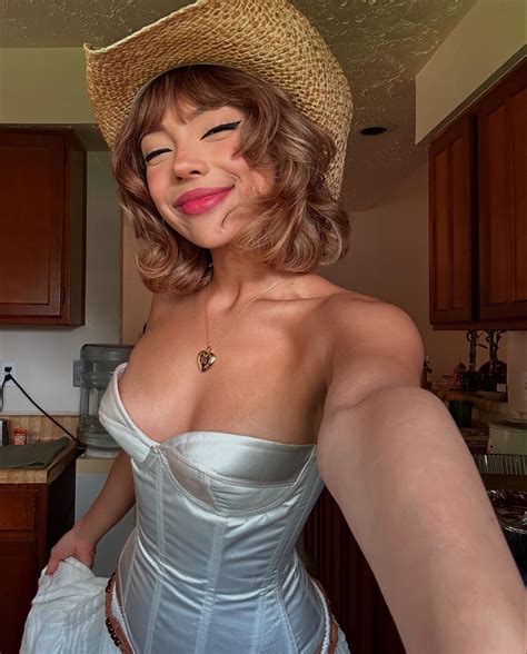 Neiima's Gems (@neiimasgems) • Instagram photos and videos