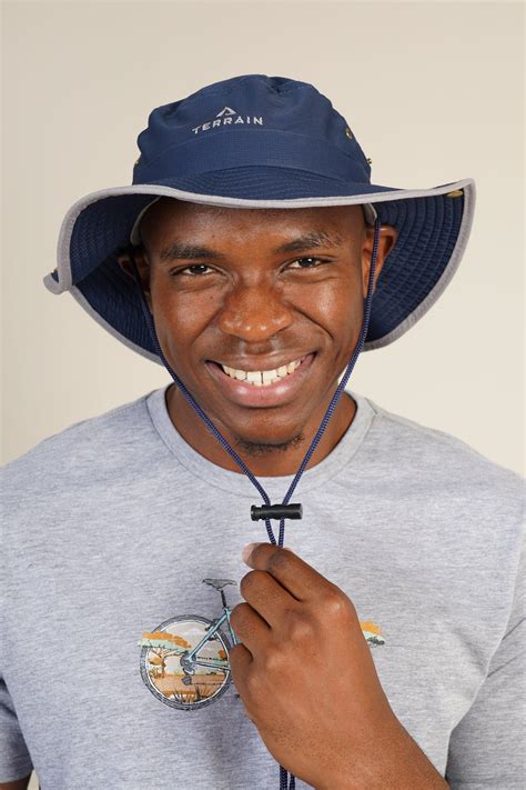 Bucket Hat