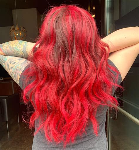 Stylists are divided on the best products for short red hairstyles 25