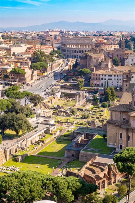 Aerial View of the Roman Forum and Colosseum in Rome, Italy. Rom Stock ...