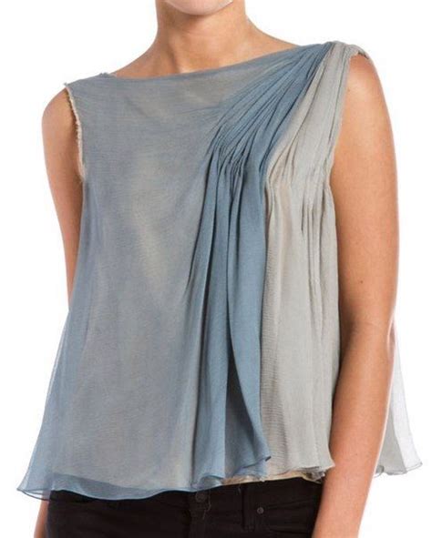 Pin di Mary su Summer clothes | Abiti magliette, Alterazioni dell ...