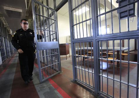 Inmates Pay-to-Stay at Glendale Jail | Montrose, CA Patch