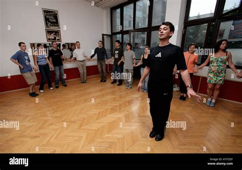 Serbian dance hi-res stock photography and images - Alamy