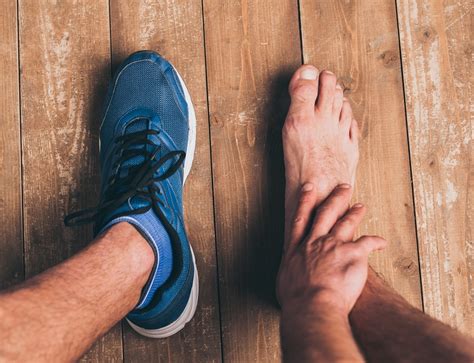 Qual O Melhor Calçado Para Quem Tem Esporão Calcâneo - Como saber qual o melhor calçado para quem tem esporão? - Dra ...