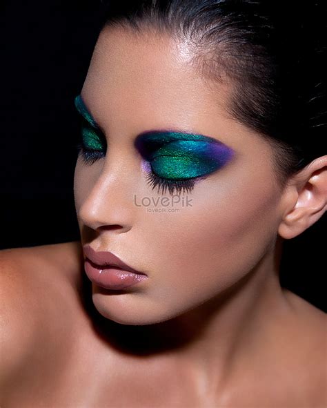 Heavy Eye Makeup Photos | Saubhaya Makeup