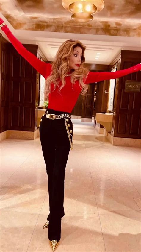 Fans support latoya during her latest television appearance 30