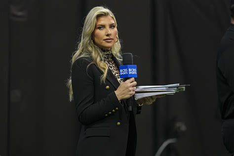 NFL Sideline Reporter Posted Jaw-Dropping Outfit Photo - The Spun