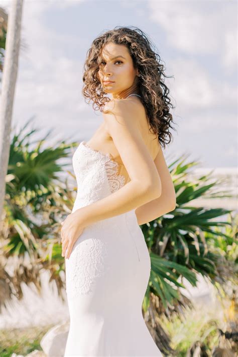 Chantz – The Dress Bride