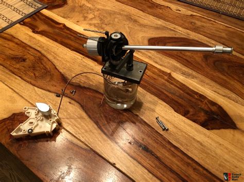 Thorens TP11 tonearm w/ lift mechanism Photo #2478238 - UK Audio Mart