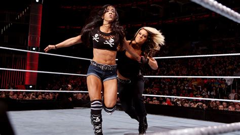 Heated Diva rivalries: AJ Lee vs Kaitlyn - AJ Lee Photo (34714822) - Fanpop