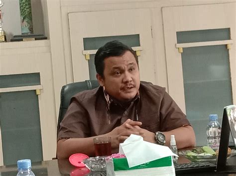 topan ginting  proyek dinas pu  dikerjakan