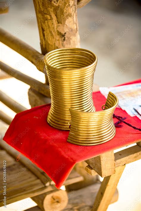 long neck ring thailand baang tong luang village chiang mai city