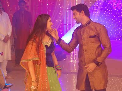 itti  khushi smriti  anuj  play srk  deepika times  india