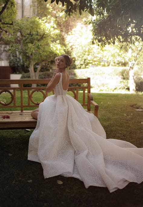 lihi hod wedding dress - Fashion Professional