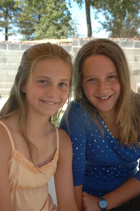 Sam and Hannah | Vicki Dawson | Flickr