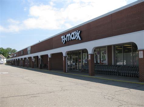 'More Contemporary Look' Coming to T.J. Maxx Center in Farmington