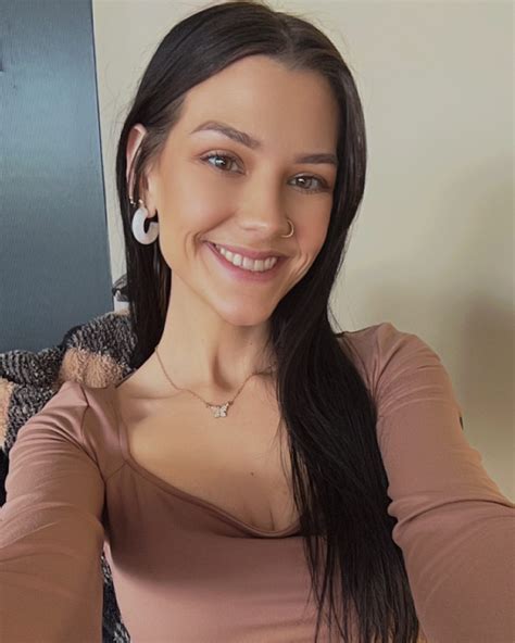 Emily Renee (@emilyrenee1820) • Instagram photos and videos