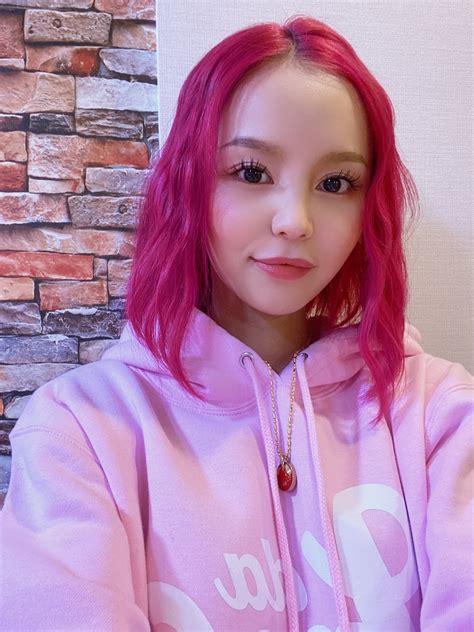 Emiri Okazaki | Scrolller