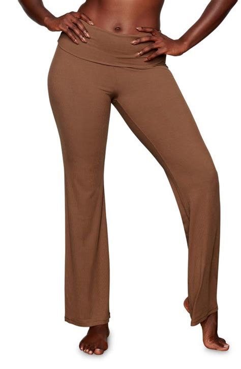 skims soft lounge fold  pants  bubblegum modesens