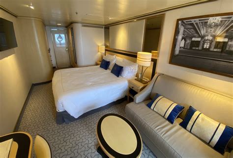 Sheltered Balcony Cabin Pictures and Honest Review – Queen Mary 2 ...