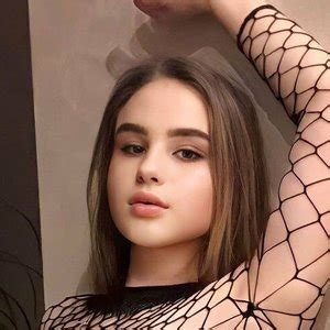 bunni.emmie Nude Leaks OnlyFans - Fapellas