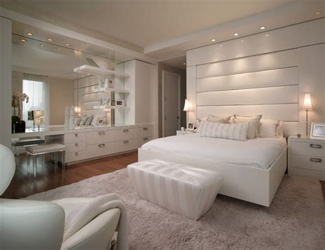 Monochromatic Decorating Ideas And Their Stylish Appeal