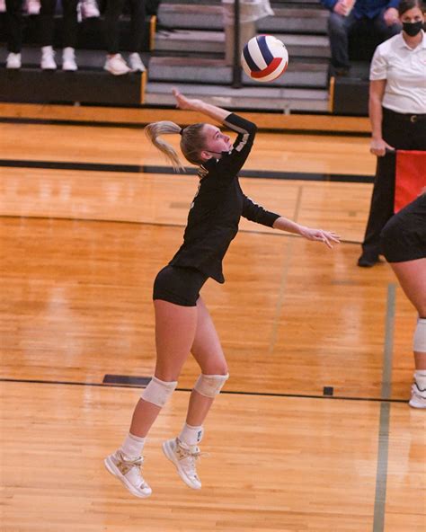 Girls Volleyball: Kane County Chronicle’s 5 Players to Watch – Shaw Local